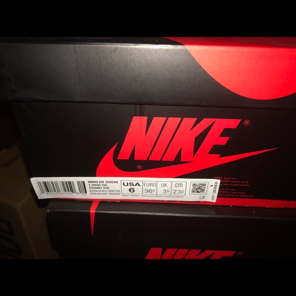 Jordan 1 Satin  (women) - Picture 5 of 6